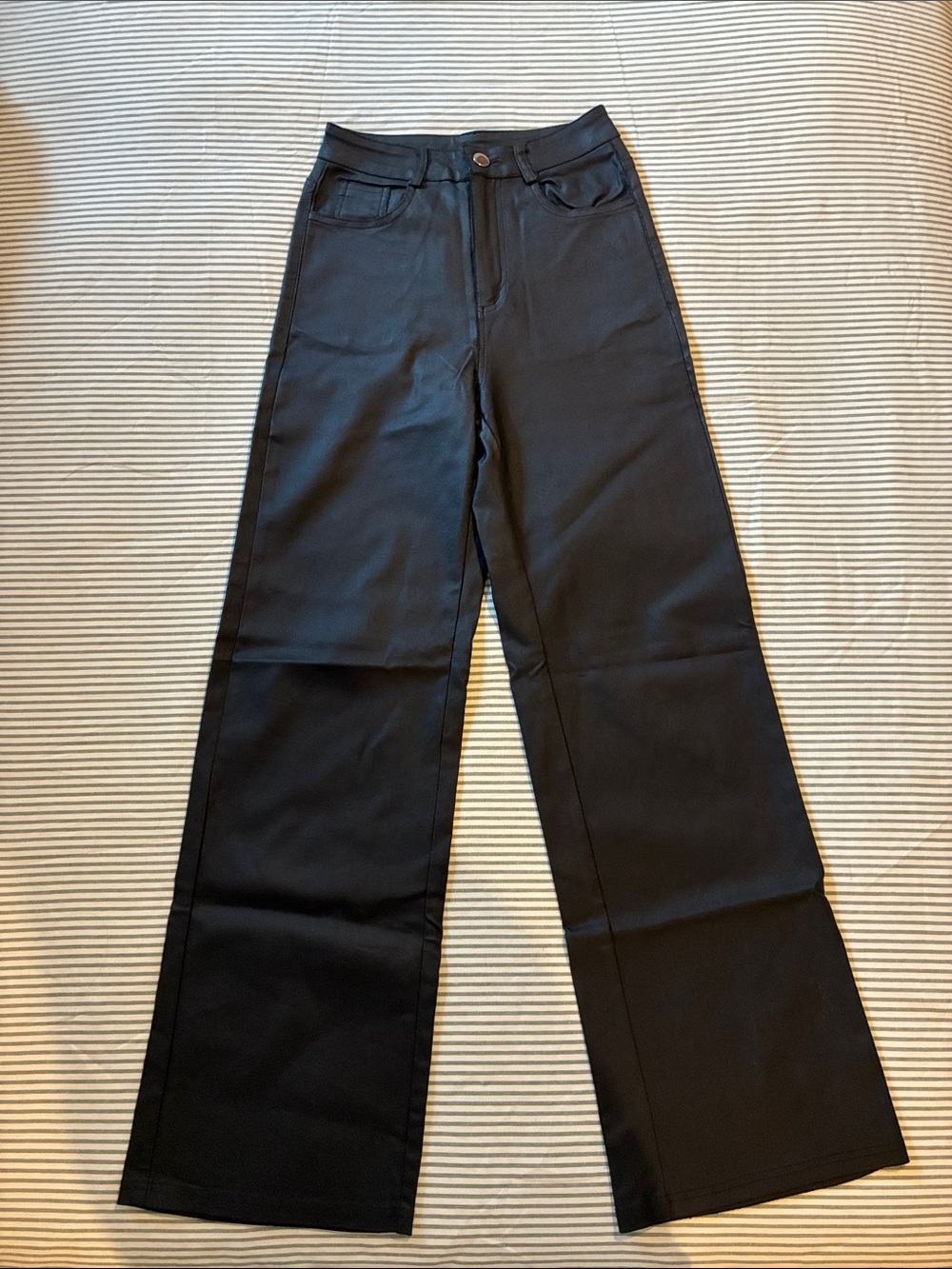 SHEIN Black Wide-Leg High-Rise Jeans
